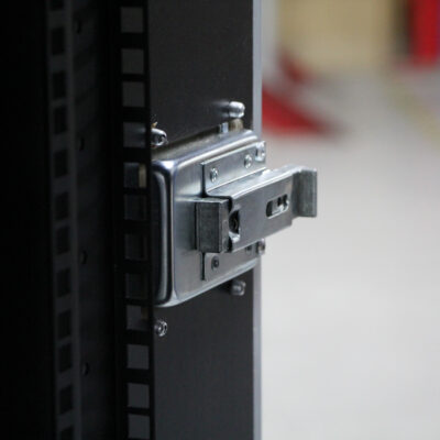 24RU Anti-Vibration Rack Mount Case with Slide-away doors; 800mmD OD; Rack Frame 559mmD - Black