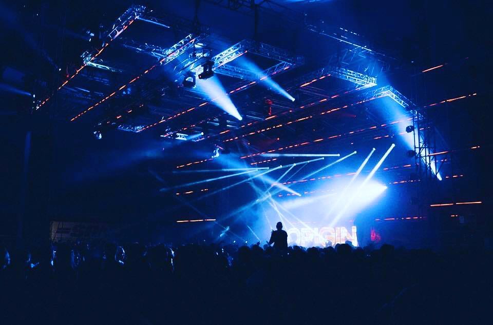 Featured image for “F34 Global Truss mothergrid”