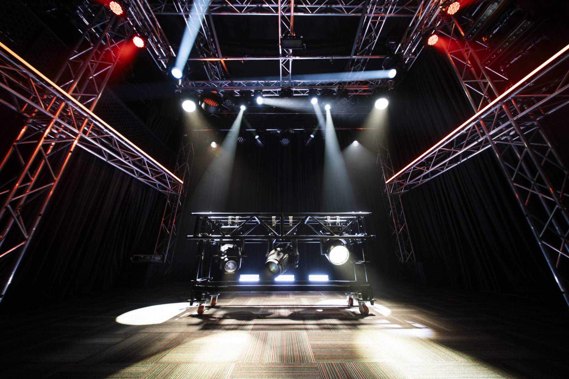 Global Pre-Rig Truss